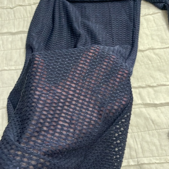 Pool cover up pants - Picture 4 of 10